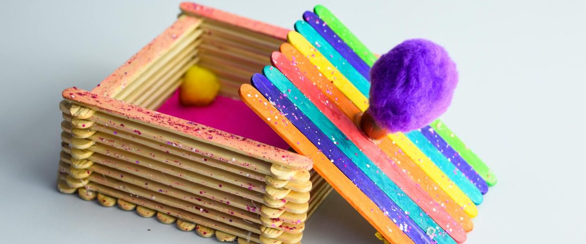 شاشات مشربية خشبية DIY لخصوصية وأناقة مميزة في بيتك