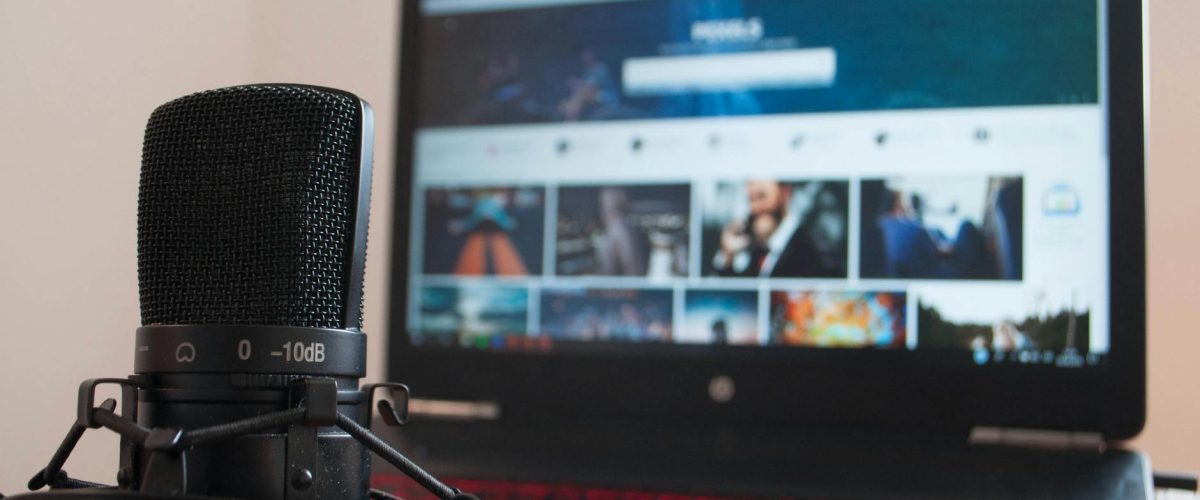 كيف تبدأ بودكاست عربي ناجح؟ نصائح من المحترفين