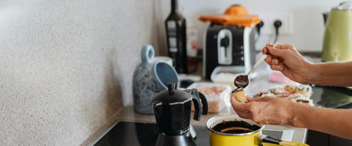 هُمُّص بِلمسة عصرية: مكونات مبتكرة ترتقي بالنكهة