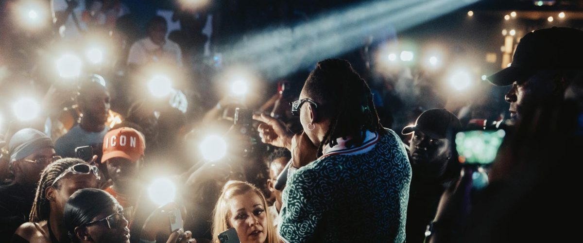 شيرين عبد الوهاب: مقابلة مليئة بالمشاعر وكفاح للعودة