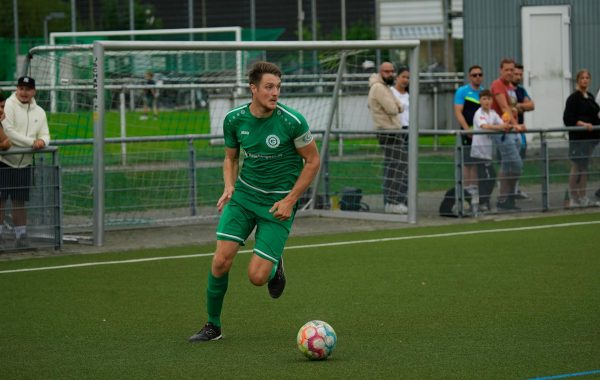 هل يستطيع كريستيانو رونالدو قيادة النصر للفوز بالدوري؟