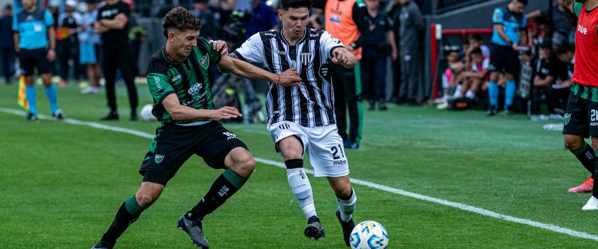 تذبذب أداء مانشستر يونايتد: هل يلازِم تن هاغ المنصب؟