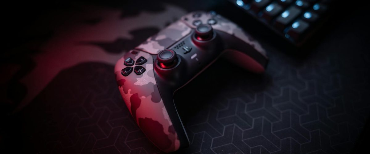 نمو مشهد الرياضات الإلكترونية في السعودية: البطولات والاستثمارات