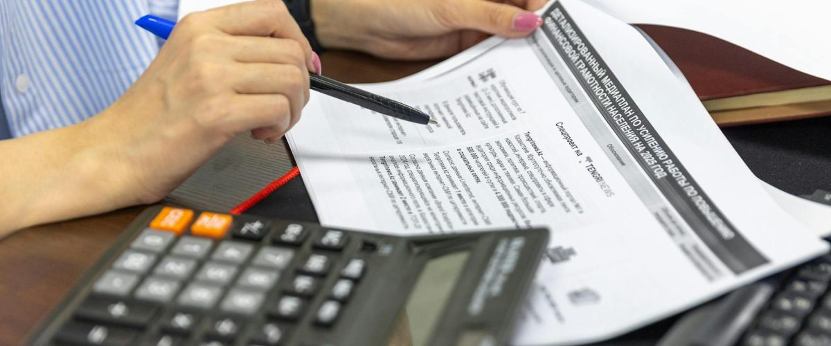 مقارنة بين ميتا كوست 3 و بلايستيشن VR2: أيهما أفضل؟