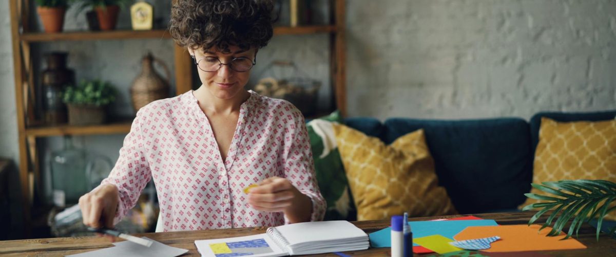 كيفية صنع طاولة جانبية بموزاييك وزخارف هندسية عربية