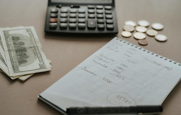 موضة العرائس المحتشمة: أناقة وتغطية تلامس القلب