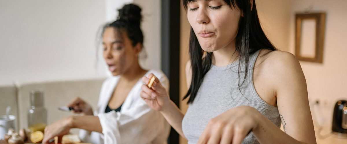 طبق لذيذ: رِجل الضأن مطبوخة ببطء مع الفريكة الشتوي