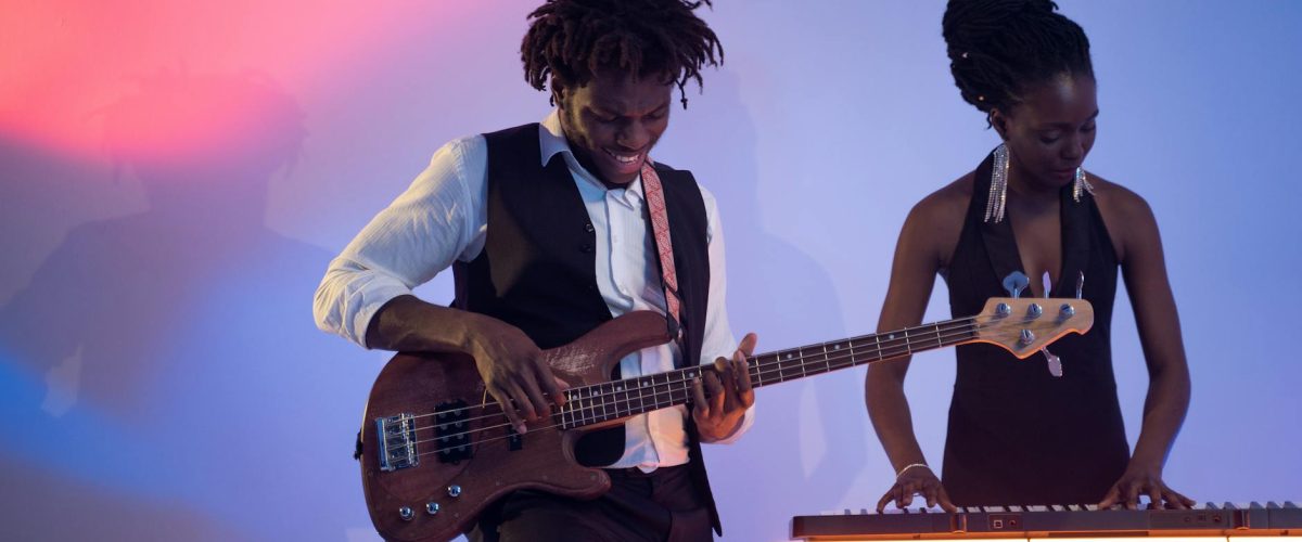 ألبوم إليسا الجديد: عودة قوية تثير حماس الجمهور