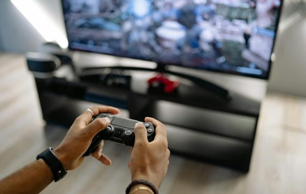 موسم Apex Legends 20: تحسين الأبطال ونظام الترتيب الجديد
