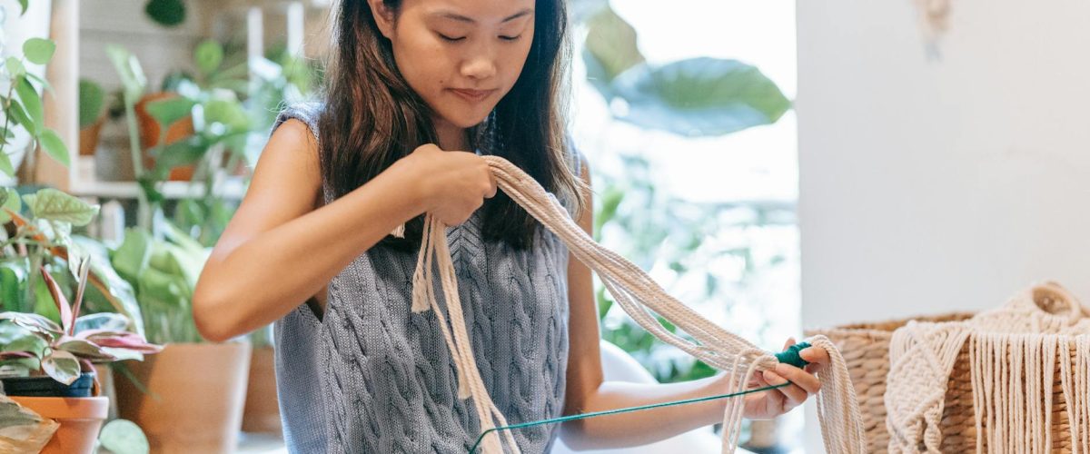 حول أباجورتك العادي بزخارف الشبكة العربية بأسلوب مميز