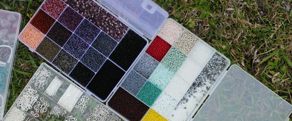 تجميل أباجورة بسيطة بتصاميم شبكية عربية أنيقة