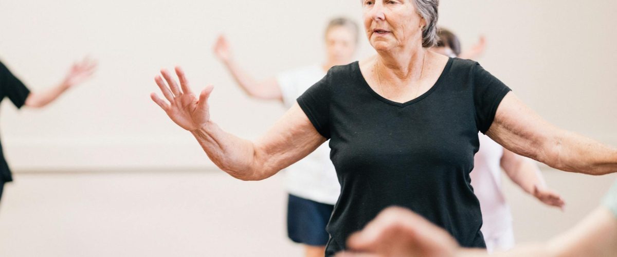 كيف تؤدي التأمل إلى إعادة برمجة دماغك للتركيز وتقليل التوتر