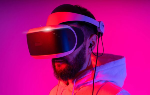 أفضل بودكاستات العلوم والتقنية بالعربية لمحبي المعرفة