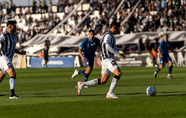 صعوبات برشلونة في الدوري الإسباني: ماذا يعاني فريق تشافي؟