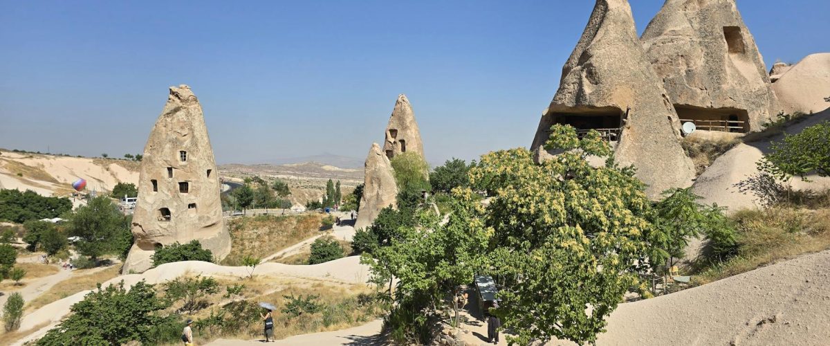 لماذا وادي رم في الأردن وجهة لا تفوت للمغامرين؟