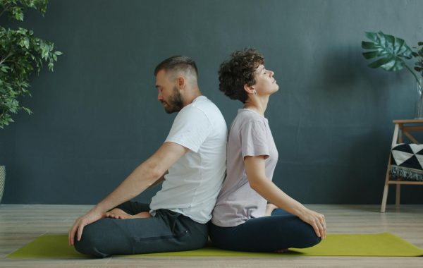 فوائد الدش البارد لتعزيز القوة الذهنية وتحسين المزاج