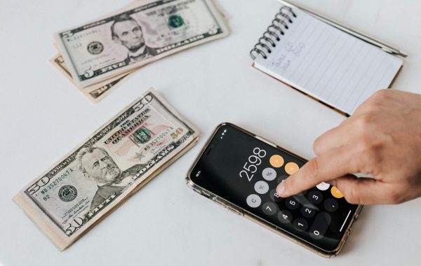 دور المستشارين الماليين في إدارة الثروات بحكمة واحتراف