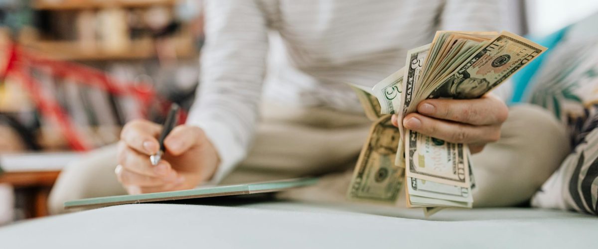 فن تنسيق الطبعات والنقوش في الموضة المحتشمة بخطوات سهلة