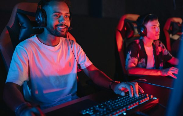 كيف غيرت الألعاب السحابية صناعة الألعاب: إكس بوكس وGeForce Now