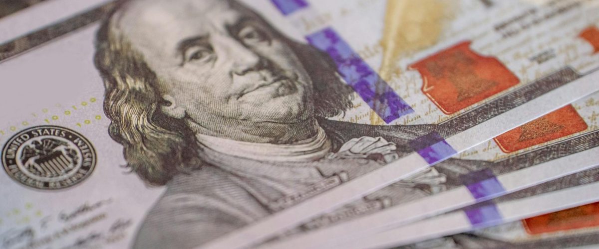 دور المستشارين الماليين في إدارة الثروات بحرفية عالية