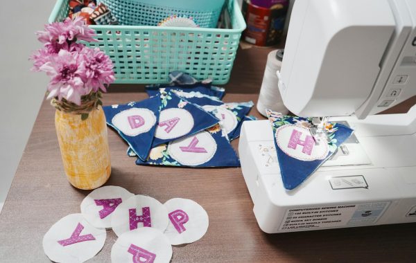 دليل عملي لعمل سطح طاولة بقالب البلاط المغربي الأنيق