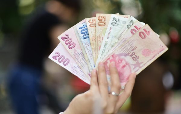 كيفية التعرف على المشاريع منخفضة المخاطر وعالية العوائد