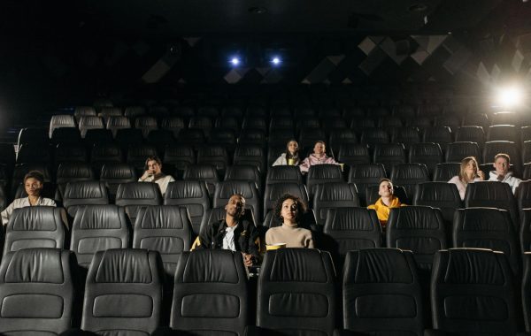 لماذا يعتبر "التبادل" على نتفليكس من المسلسلات الدرامية الضرورية