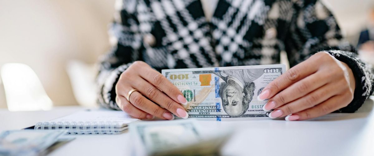 دور المشاريع الجانبية في تحقيق الاستقلال المالي بجدية