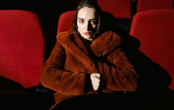 مسلسل "الخالي" على شاهد: مراجعة مثيرة ومشوقة