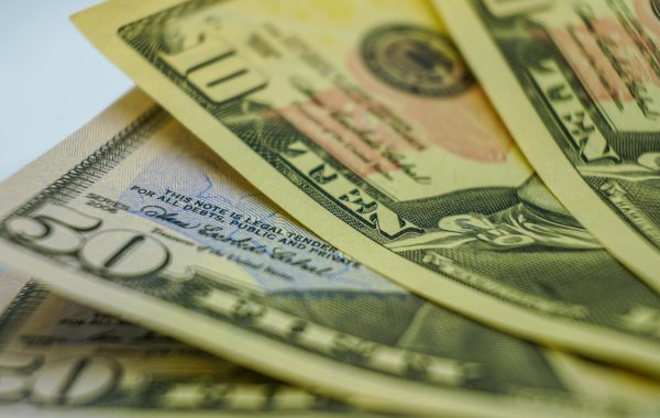 أفضل استراتيجيات الاستثمار للمبتدئين بعقلية محترفة