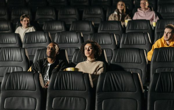 لماذا تُعد "النهاية" على نتفلكس أفضل سلسلة خيال علمي عربية